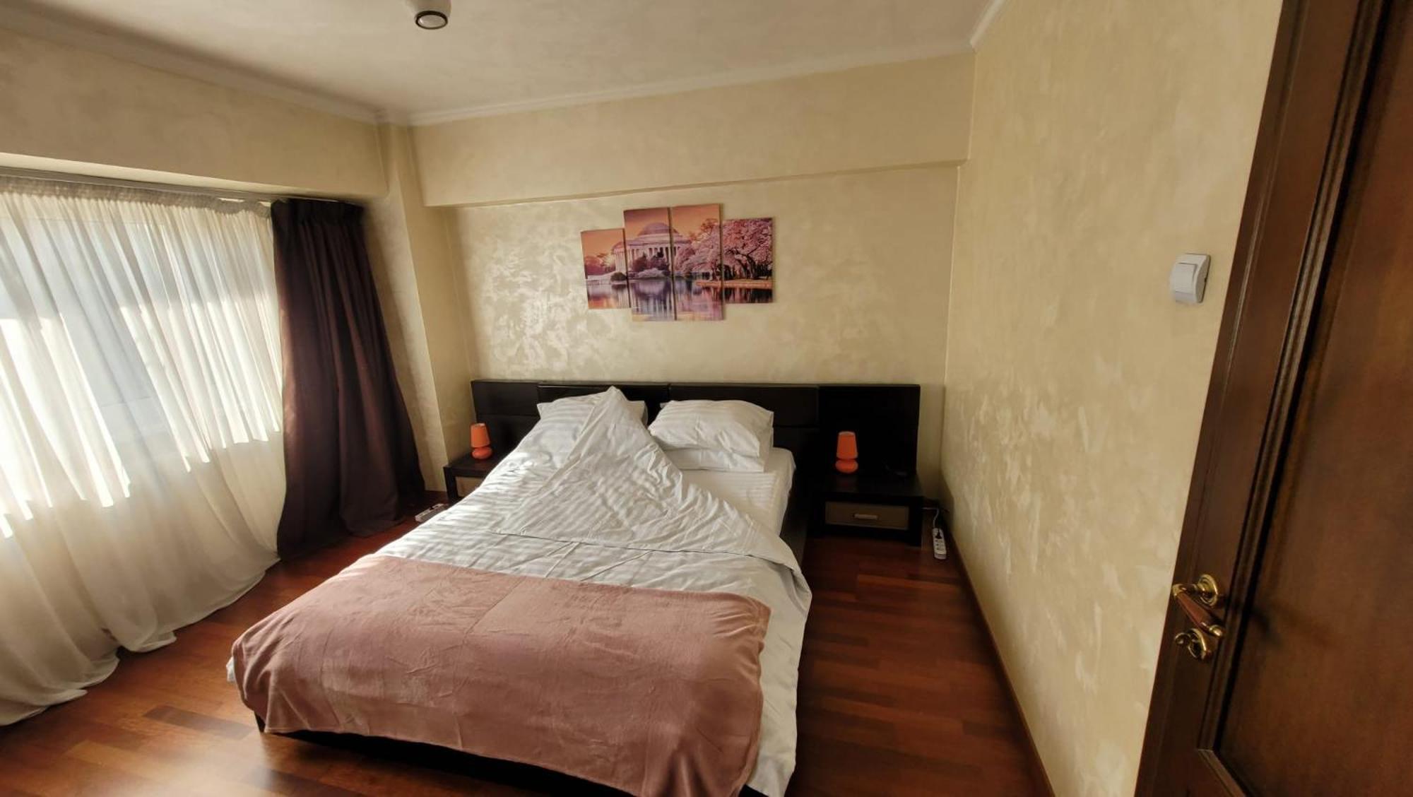 Downtown Top Apartments Bucarest Esterno foto